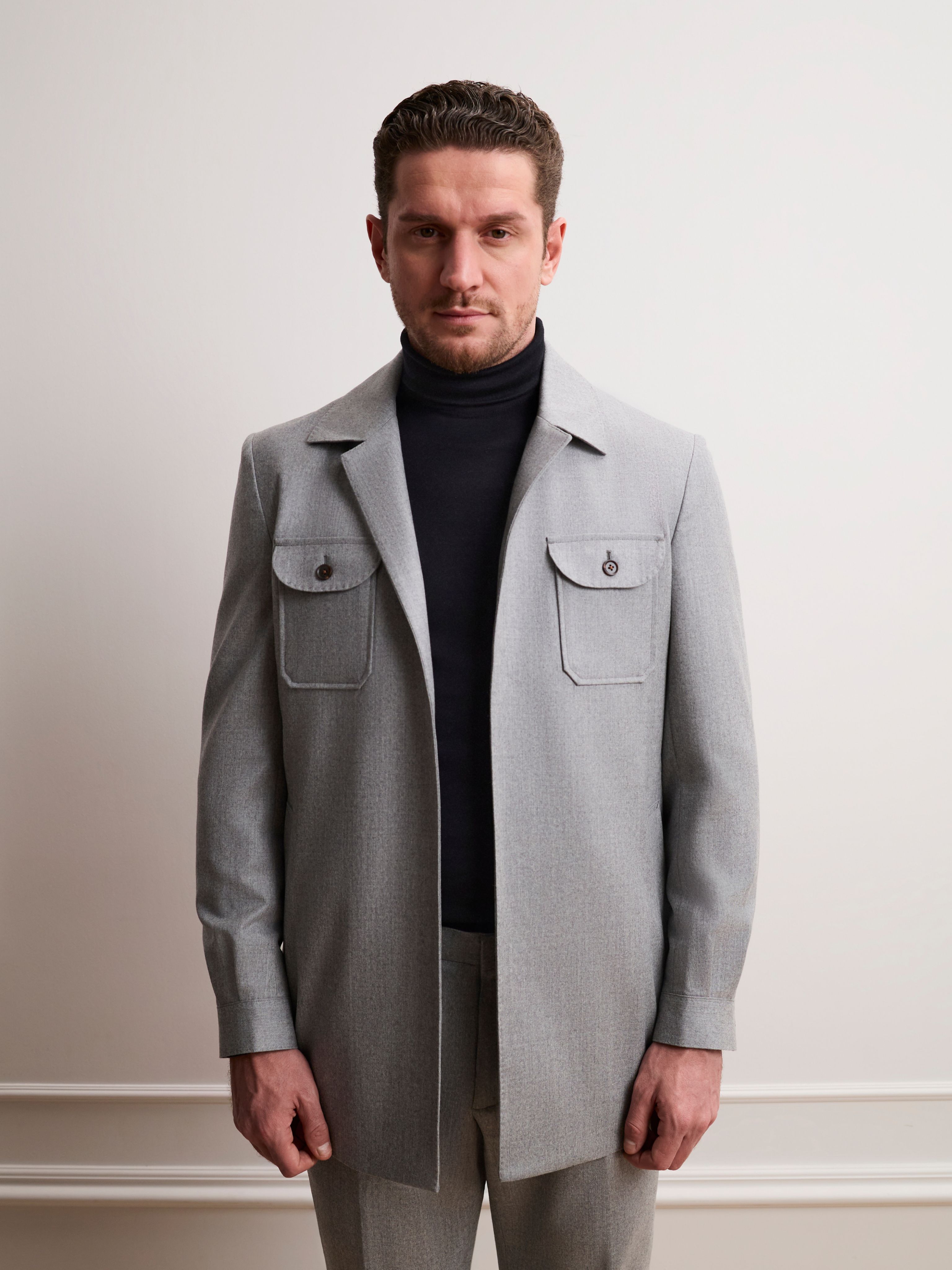 Пиджак сафари и кэжуал брюки из фланелей