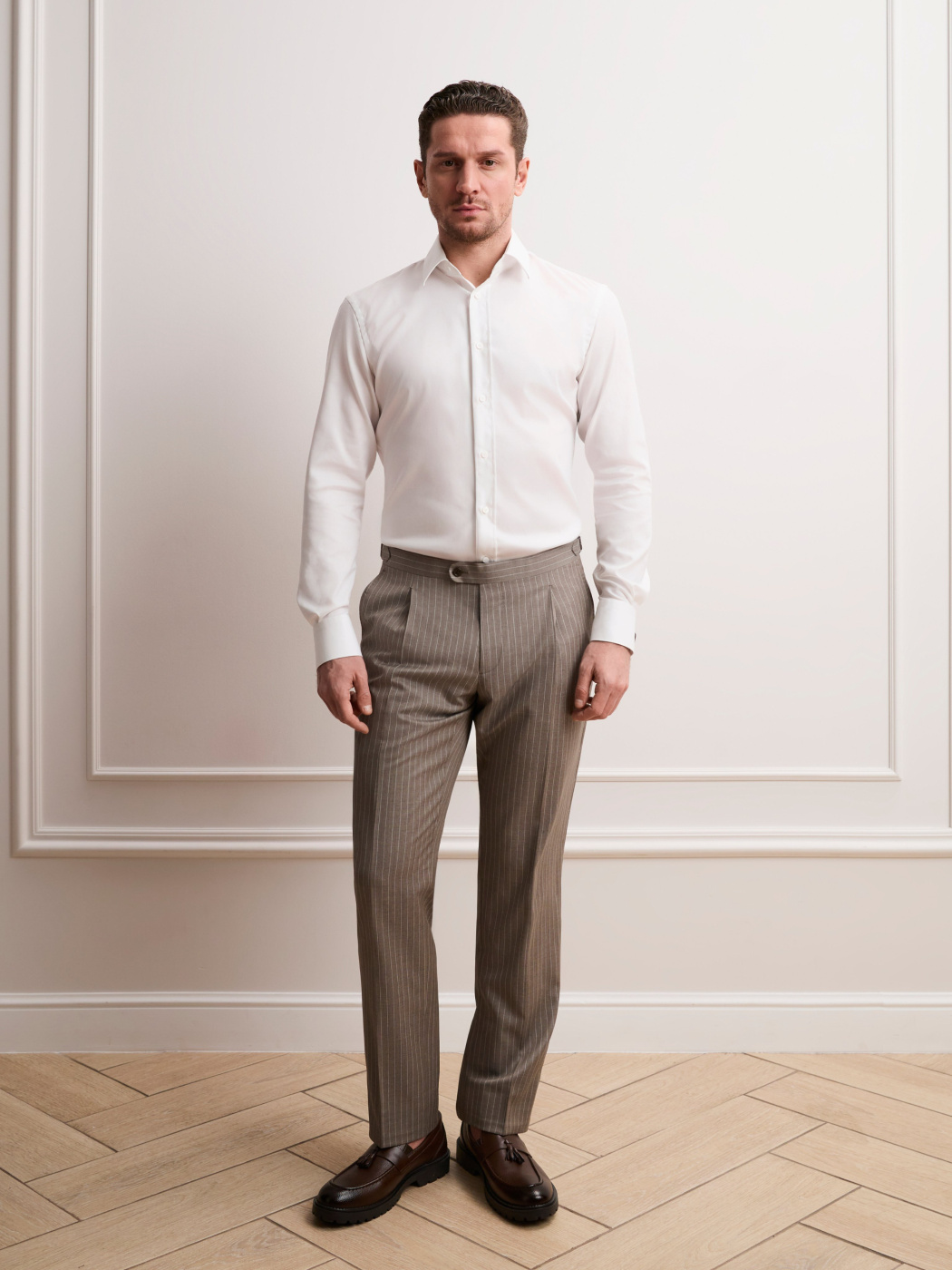 01 front full body
