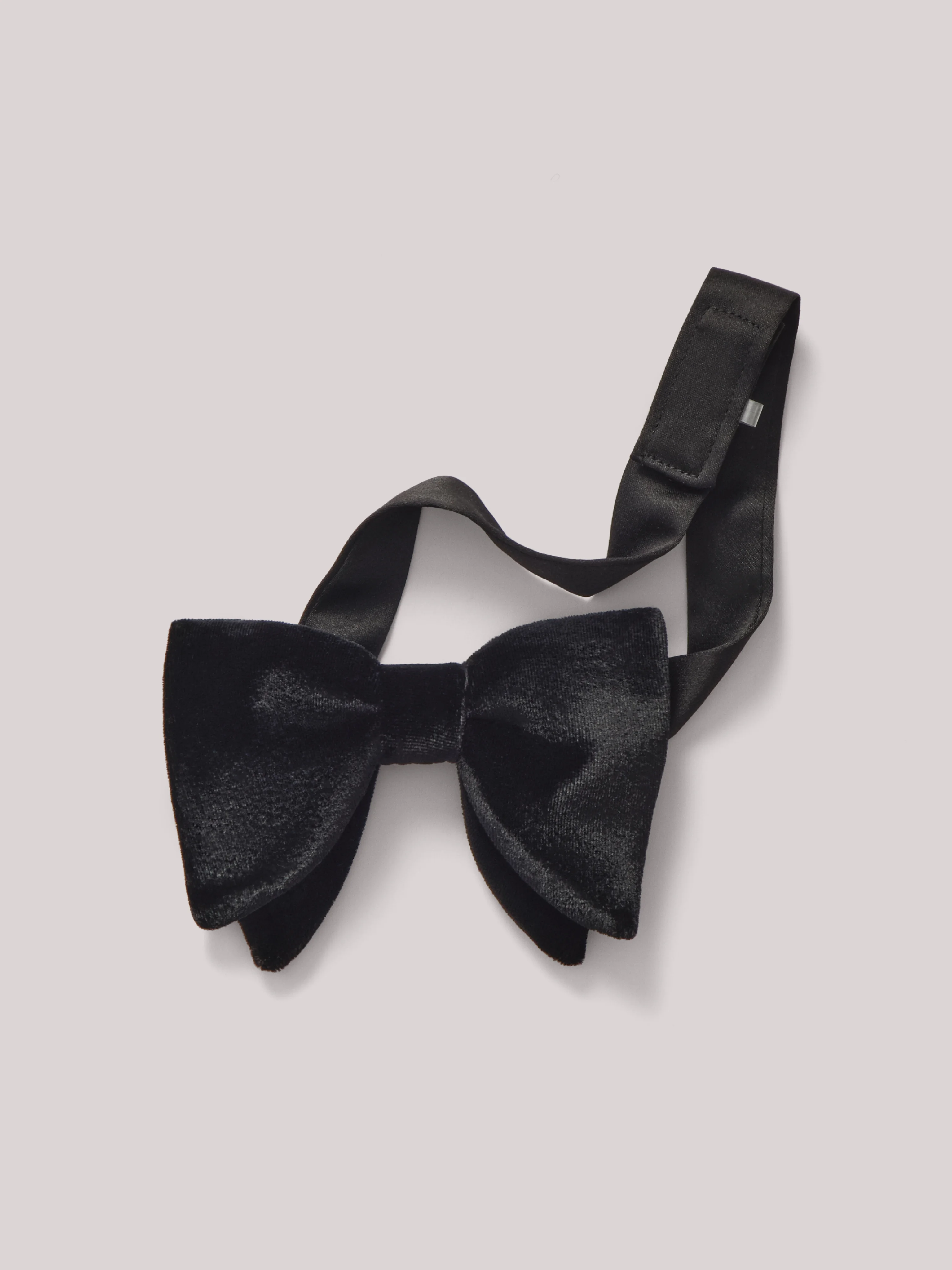 Черная бархатная бабочка (тест)