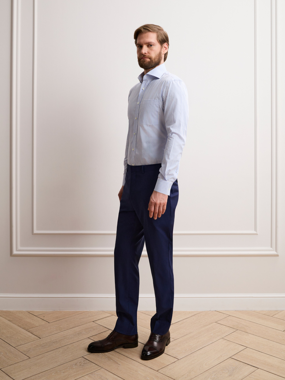 04 tree quarter full body